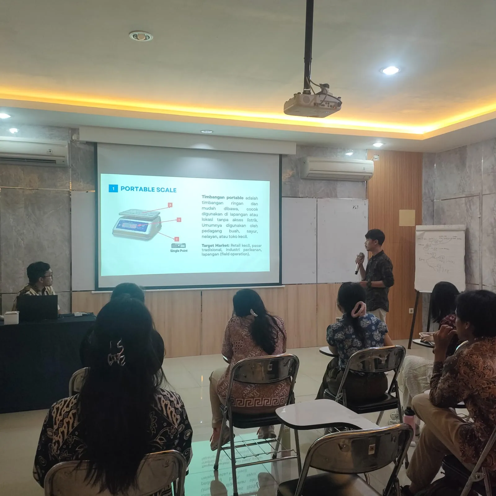 Mengenal Dunia Timbangan Digital: Langkah Awal Intern Bersama PT Internasional Teknik Solusindo